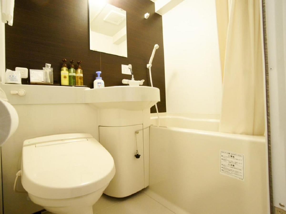 Hotel Livemax Yokohama Motomachi Ekimae Екстериор снимка